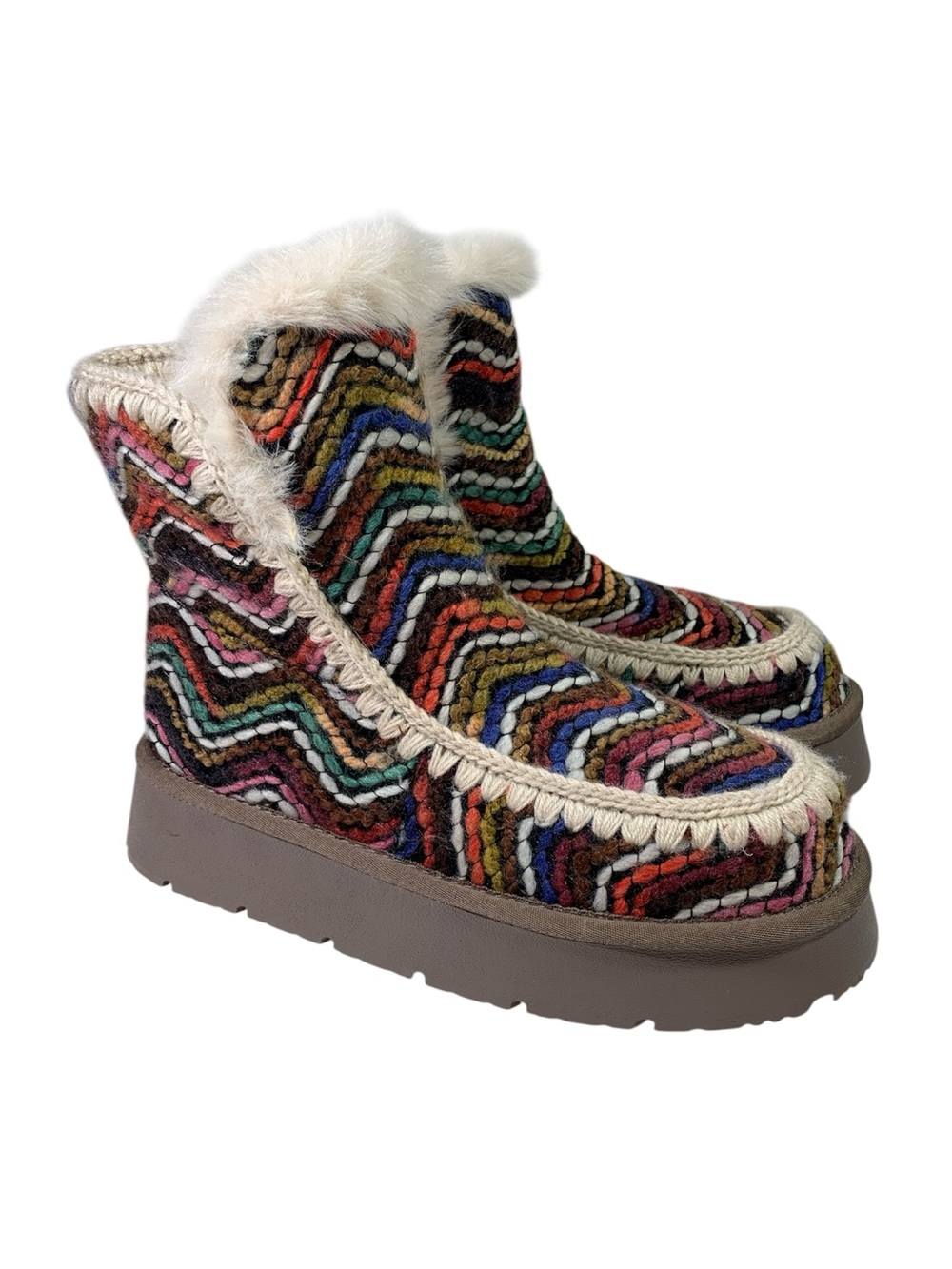 Oasis Society Faux Suede Fur Lined Shearling Trim Platform Winter Booties 9 NWOT - Picture 2 of 13